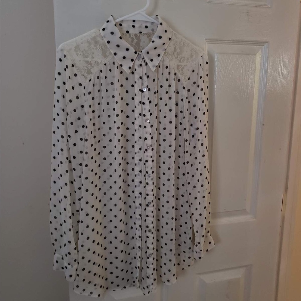 Adrienne V long sleeve